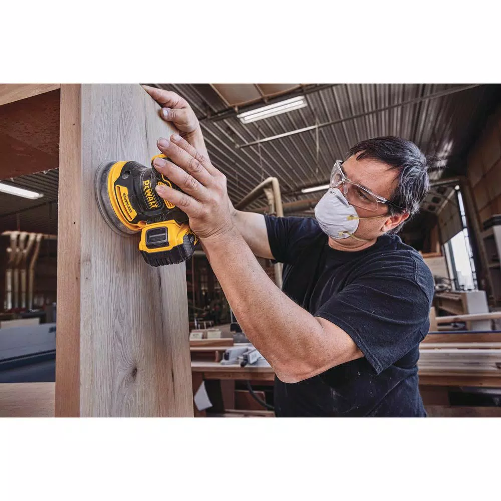 DEWALT 20V MAX XR Brushless 5 in. Cordless Random Orbital Sander Kit with 5.0 Ah Battery and Charger