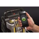 STANLEY FATMAX J7CS 700 Peak Amp Jump Starter and 120 PSI Air Compressor Power Station thumbnail 3