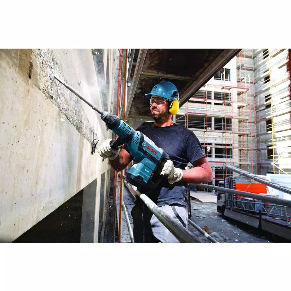 Bosch RH745 13.5 Amp SDS-Max Corded Variable Speed Rotary Hammer Drill with Carrying Case