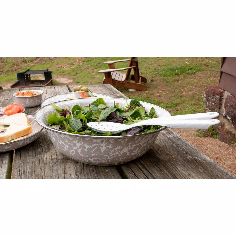 Golden Rabbit Tomatoes 5 Qt. Enamelware Round Catering Serving Bowl
