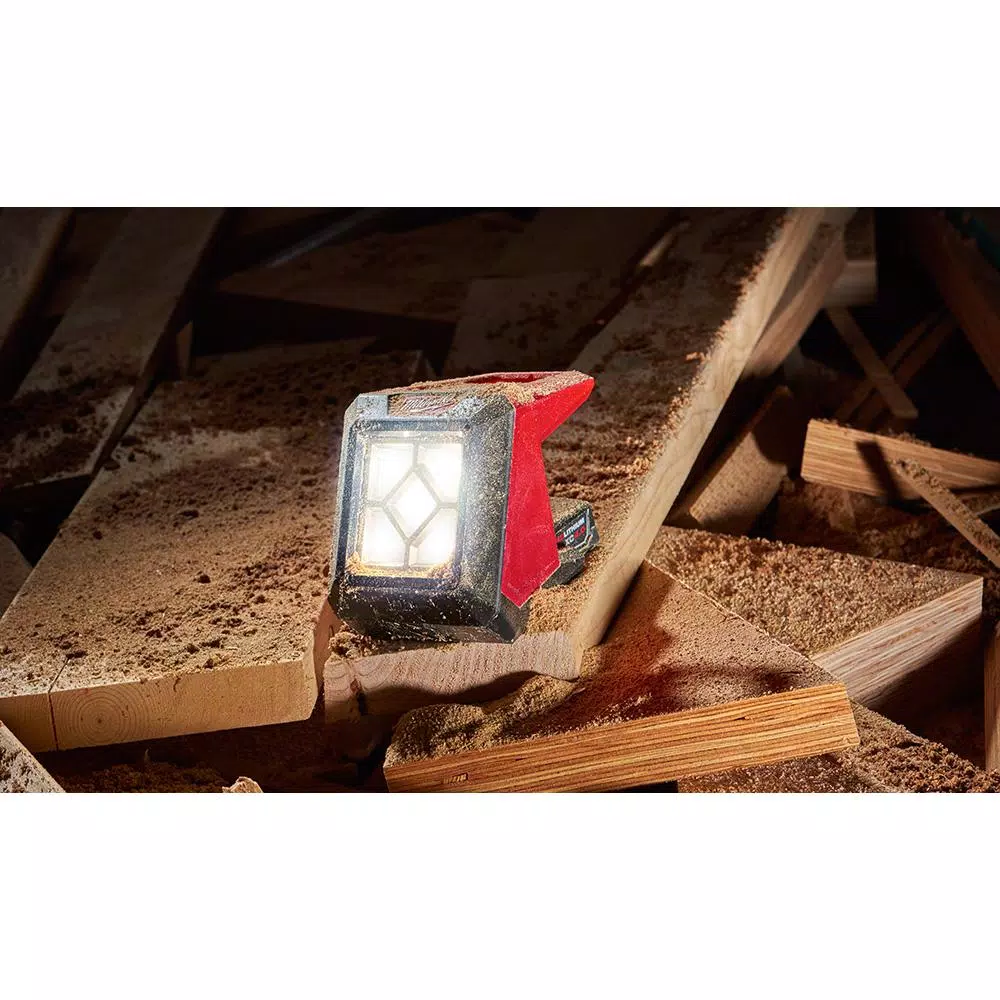 Milwaukee M12 12V Cordless Copper Tubing Cutter Kit with 1000 Lumen M12 ROVER Flood Light