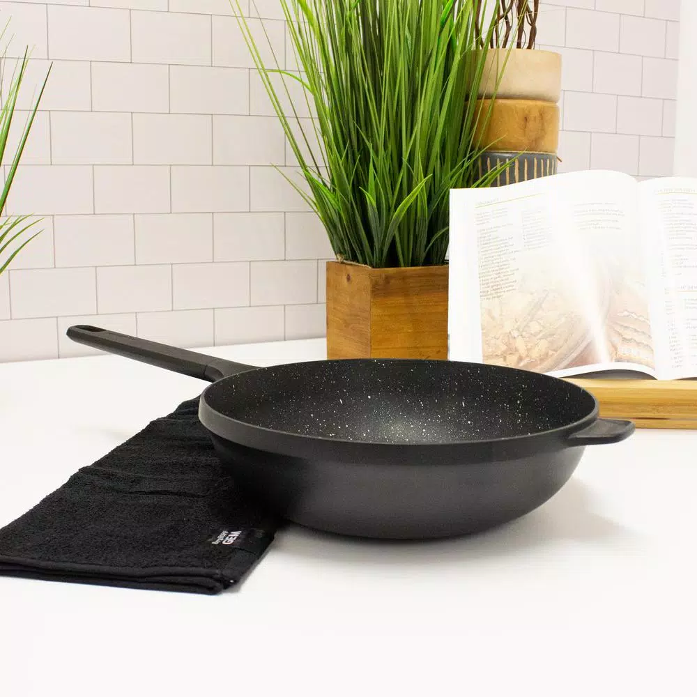 BergHOFF GEM 10 in. Cast Aluminum Nonstick Stir Fry Pan, Induction Ready Wok