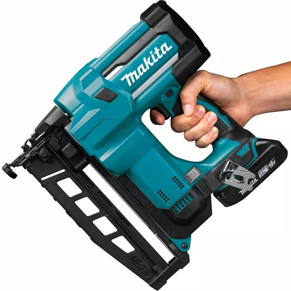 Makita 18V LXT Cordless 16-Gauge Straight Finish Nailer Kit (2.5 in.) with (2) 2.0 Ah Batteries & Charger