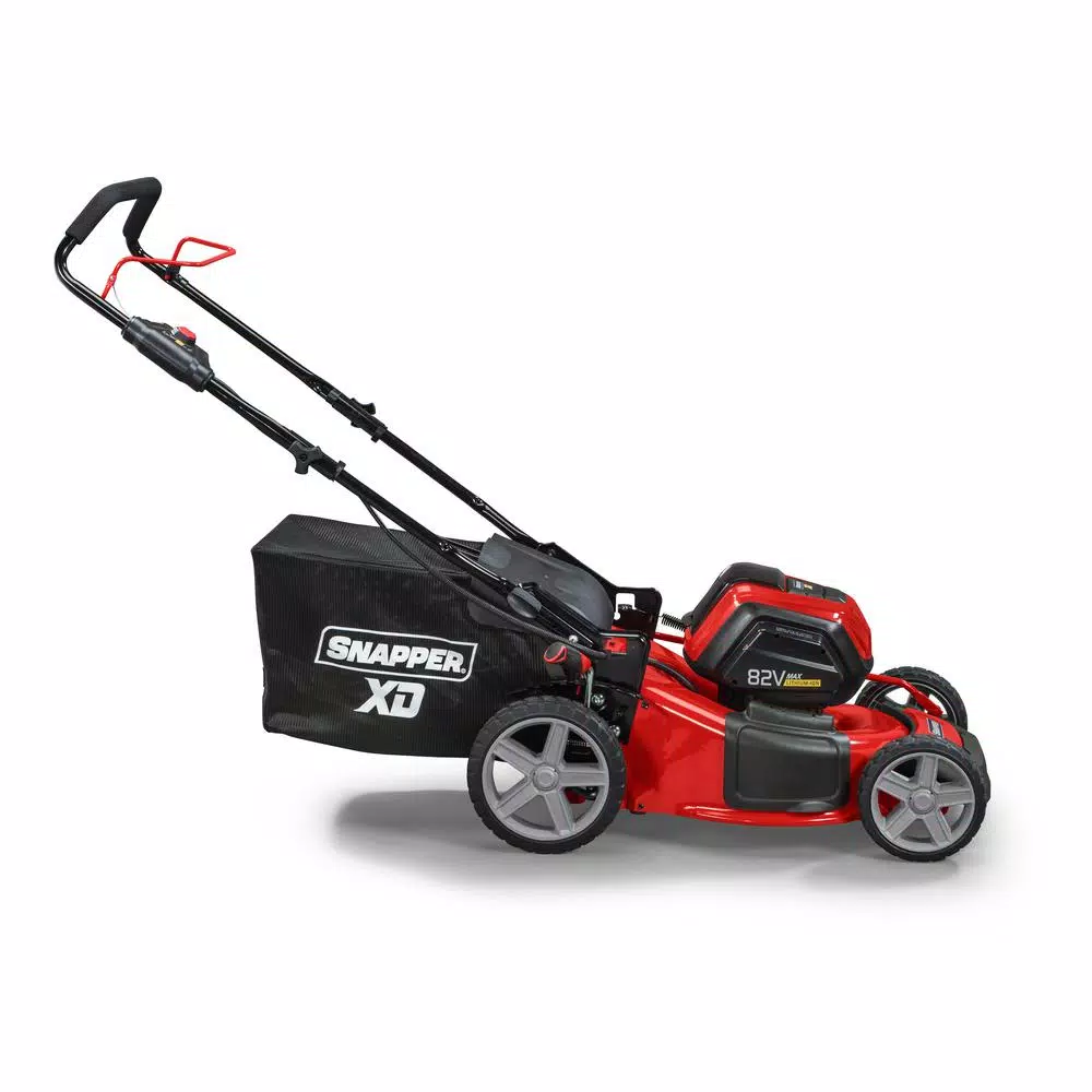 Snapper Briggs & Stratton 82V MAX 19 in. Cordless Electric Lawn Mower Kit with (2) 2.0 Ah Batteries and Rapid Charger