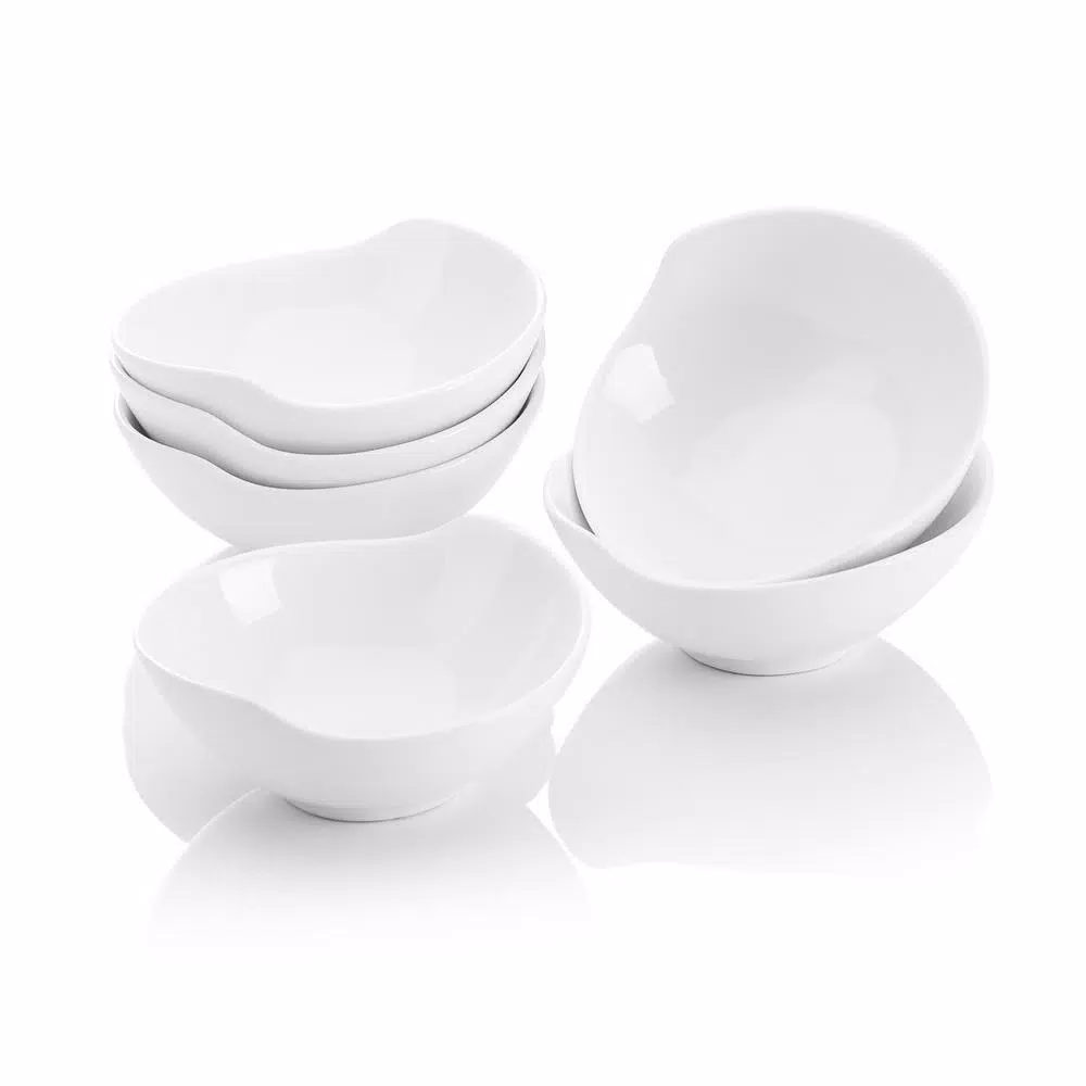 MALACASA 4.3 in. White Ceramic Ramekins Set of 6, Porcelain Serving Bowls for Creme Brulee and Souffle