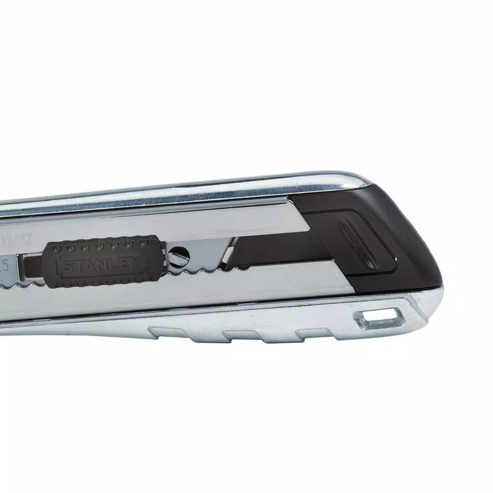 Stanley Xtreme 25 mm Snap-Off Ratcheting Knife with Die-Cast Metal Handle