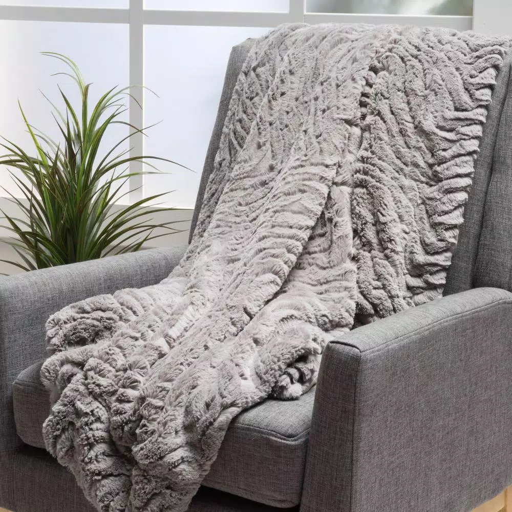 Noble House Toscana Trout Faux Fur Throw Blanket, Gray Modern Solid Pattern