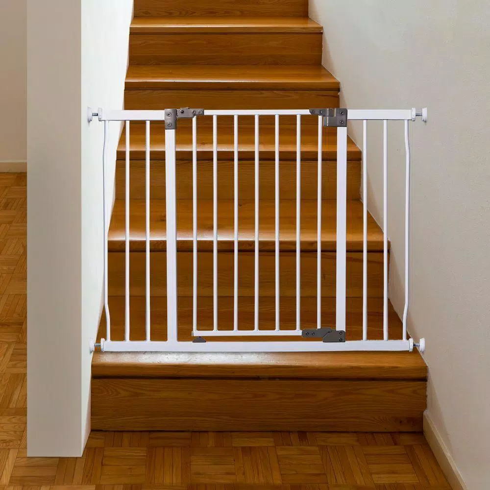 Dreambaby Liberty Extra Wide Auto-Close Security Gate, 30 in. H, White