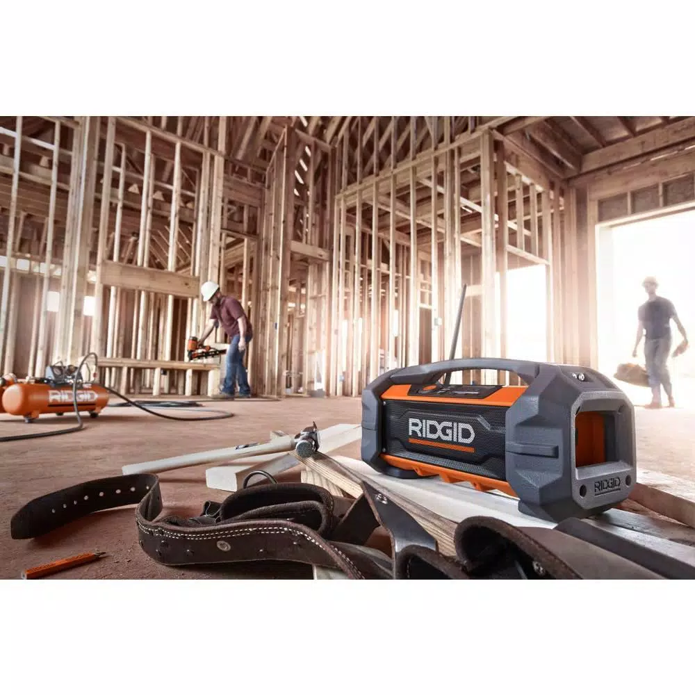 RIDGID 18V Cordless Hybrid Jobsite Radio with Bluetooth and 1.5 Ah Lithium-Ion Battery