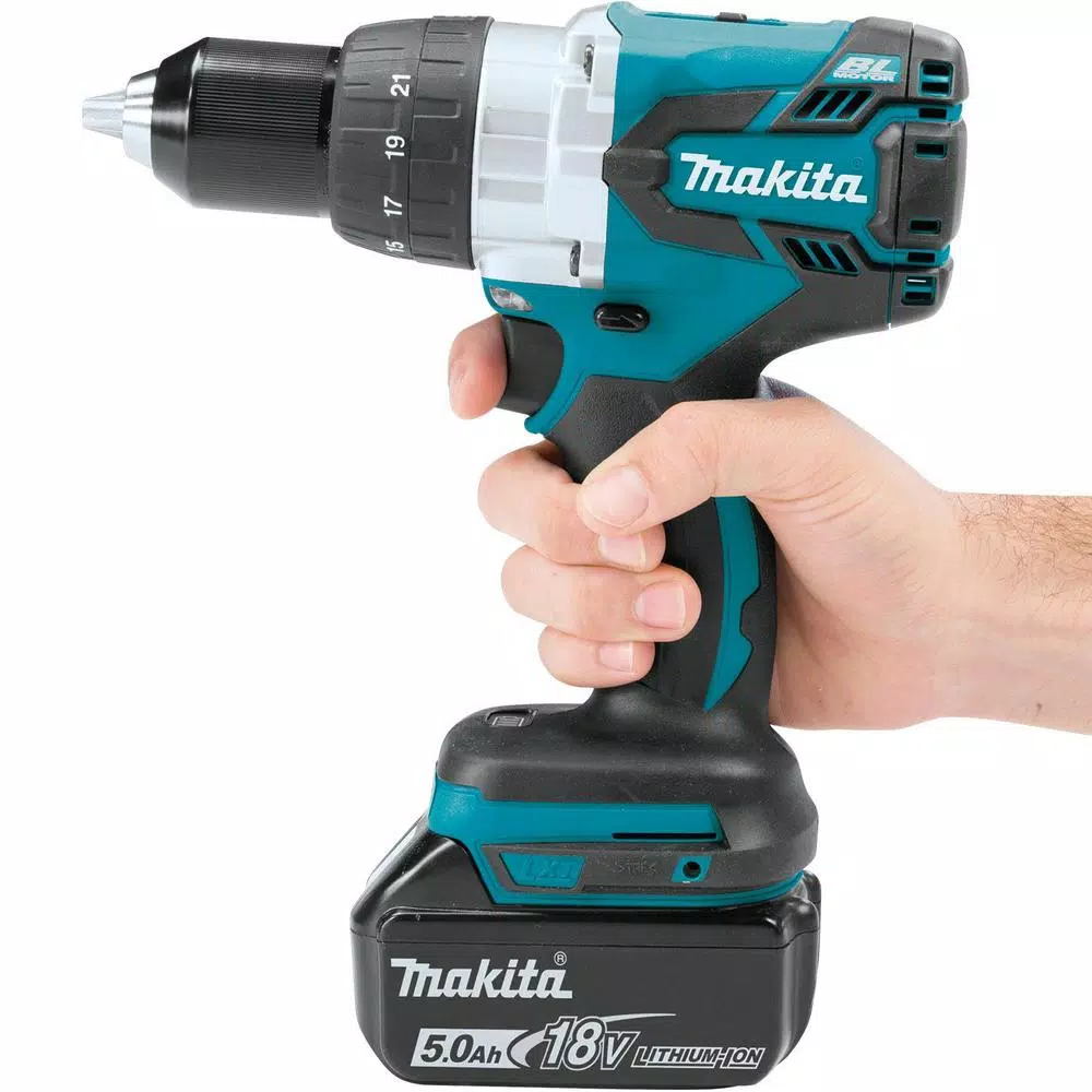 Makita 18V LXT Brushless Cordless 1/2 in. Driver-Drill Kit with 5.0 Ah Battery and Charger