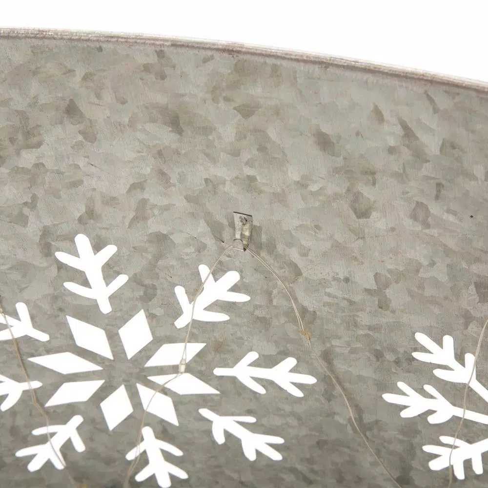 Glitzhome 21.65 in. Snowflake Diecut Metal Tree Collar with Light String