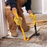 DEWALT 24 in. Wrecking Bar Pry Bar with Tri-Lobe Design thumbnail 6