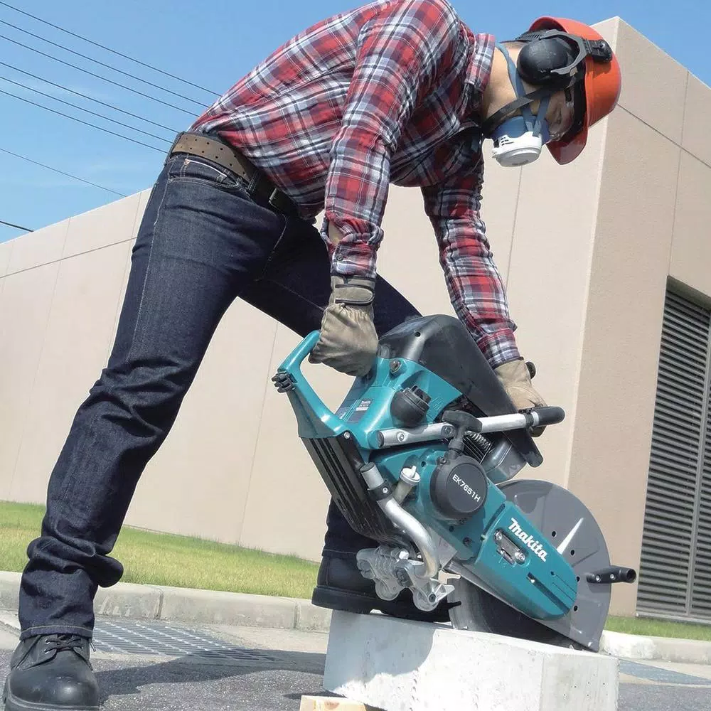 Makita 14 in. 76 cc 4-Stroke Gas Saw Bundle with HR2661 Rotary Hammer & HEPA Dust Extractor