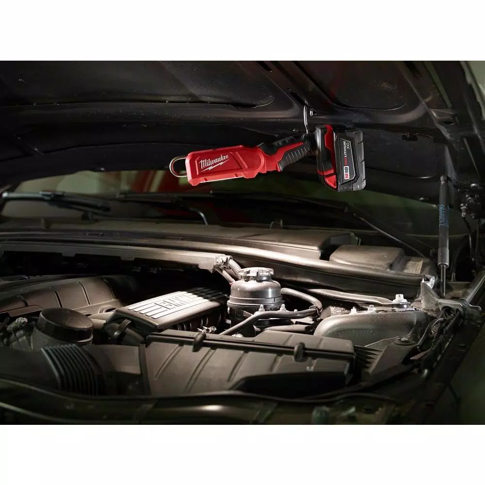 Milwaukee M18 18V Lithium-Ion Cordless 300 Lumen LED Stick Light (Tool-Only)
