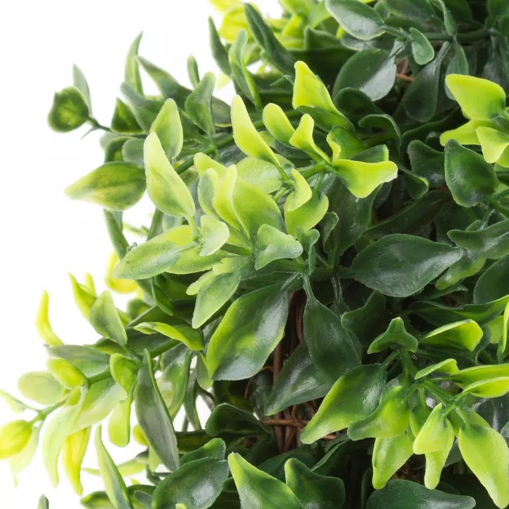 Pure Garden 11.5 in. Artificial Opal Basil Leaf Wreath, UV Resistant Green Decor