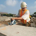 Makita 15 Amp 7-1/4 in. Corded Magnesium Hypoid Circular Saw with 24T Carbide Blade thumbnail 11
