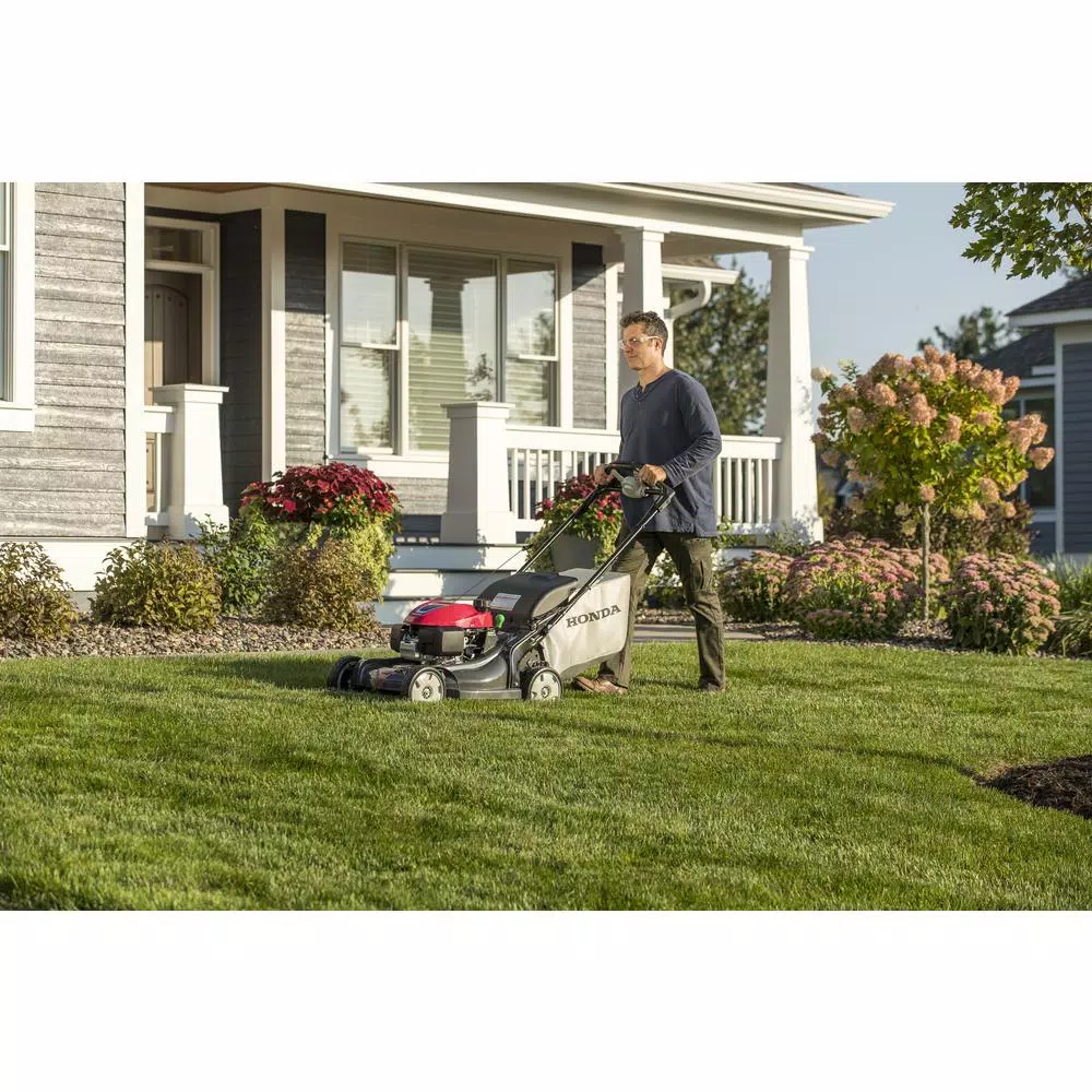 Honda HRX217VKA 21 in. NeXite Self-Propelled Gas Walk Behind Mower with GCV200 Engine