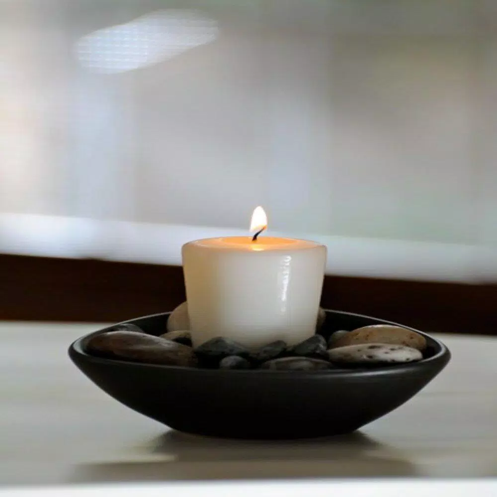 ROOT CANDLES A.I. Root Lavender Vanilla Scented Votive Candles, 20-Hour Burn Time (Set of 18)