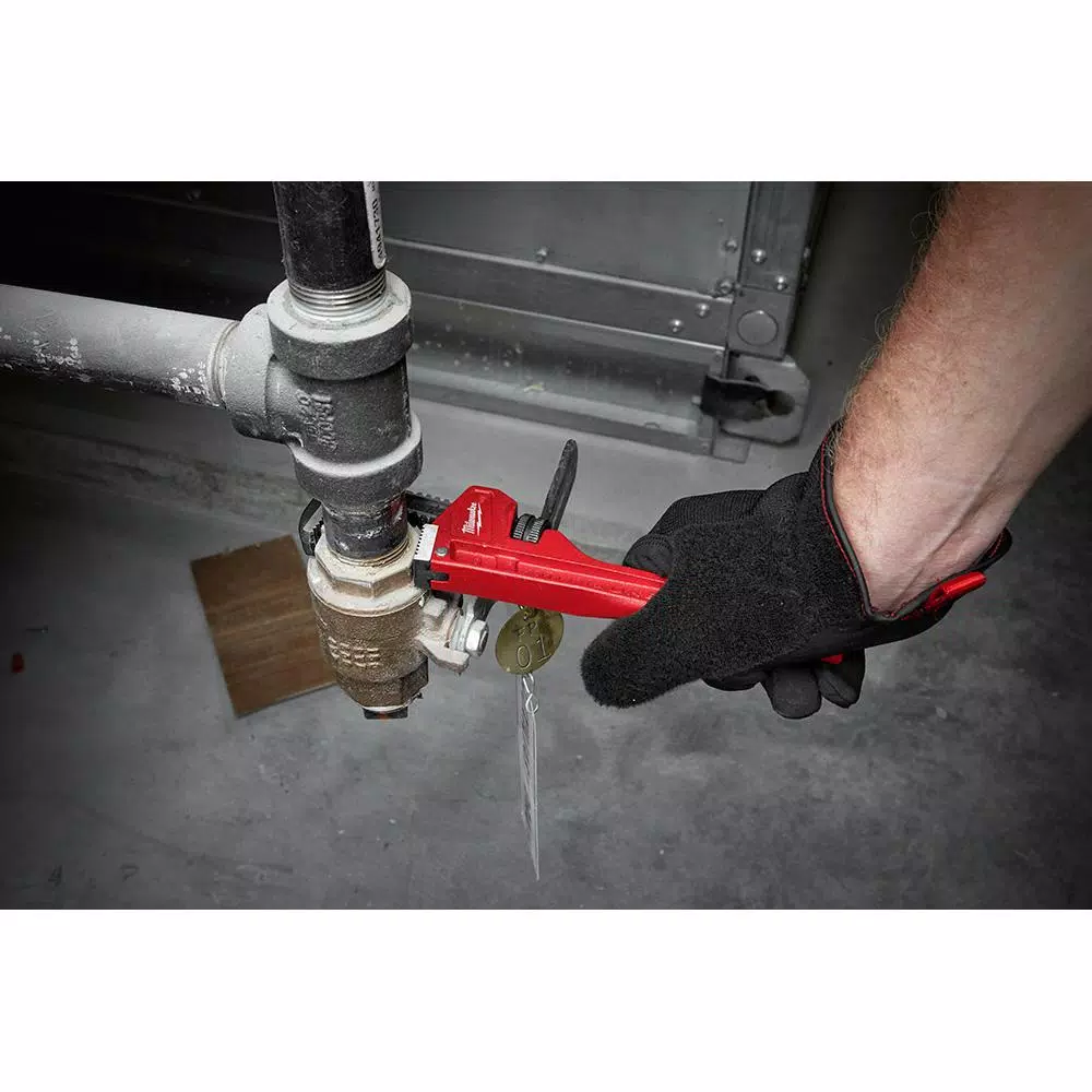 Milwaukee 8 in. Steel Pipe Wrench with Overbite Jaw Design