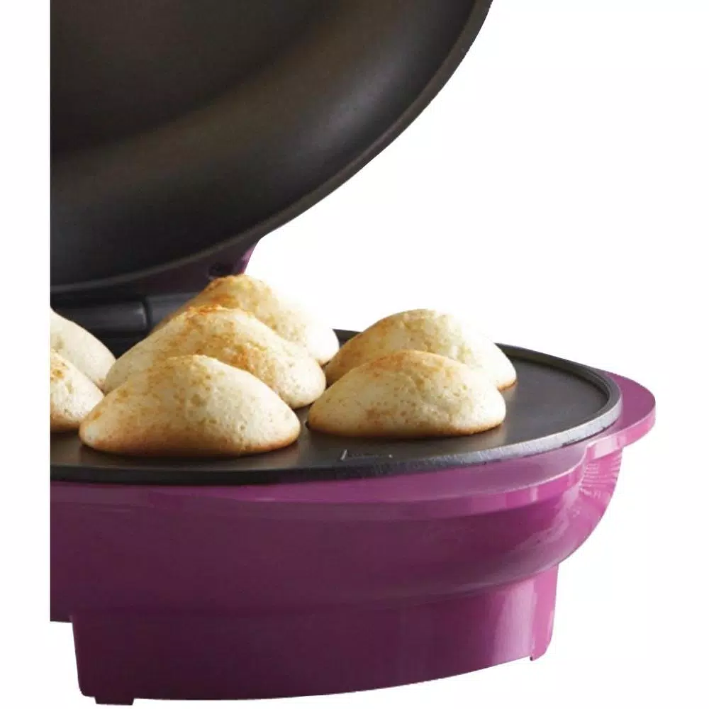 Brentwood Appliances TS-252 Mini Cupcake Maker, 7-Slot Nonstick Specialty Maker, Pink