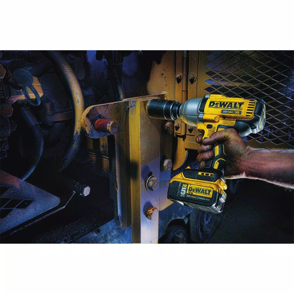 DEWALT 20V MAX XR Cordless Brushless 1/2 in. High Torque Impact Wrench Kit with 4.0 Ah Battery