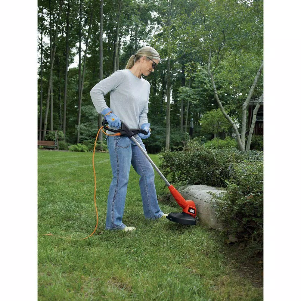 BLACK+DECKER ST7700 2-in-1 String Trimmer and Edger, 4.4 Amp Corded Electric