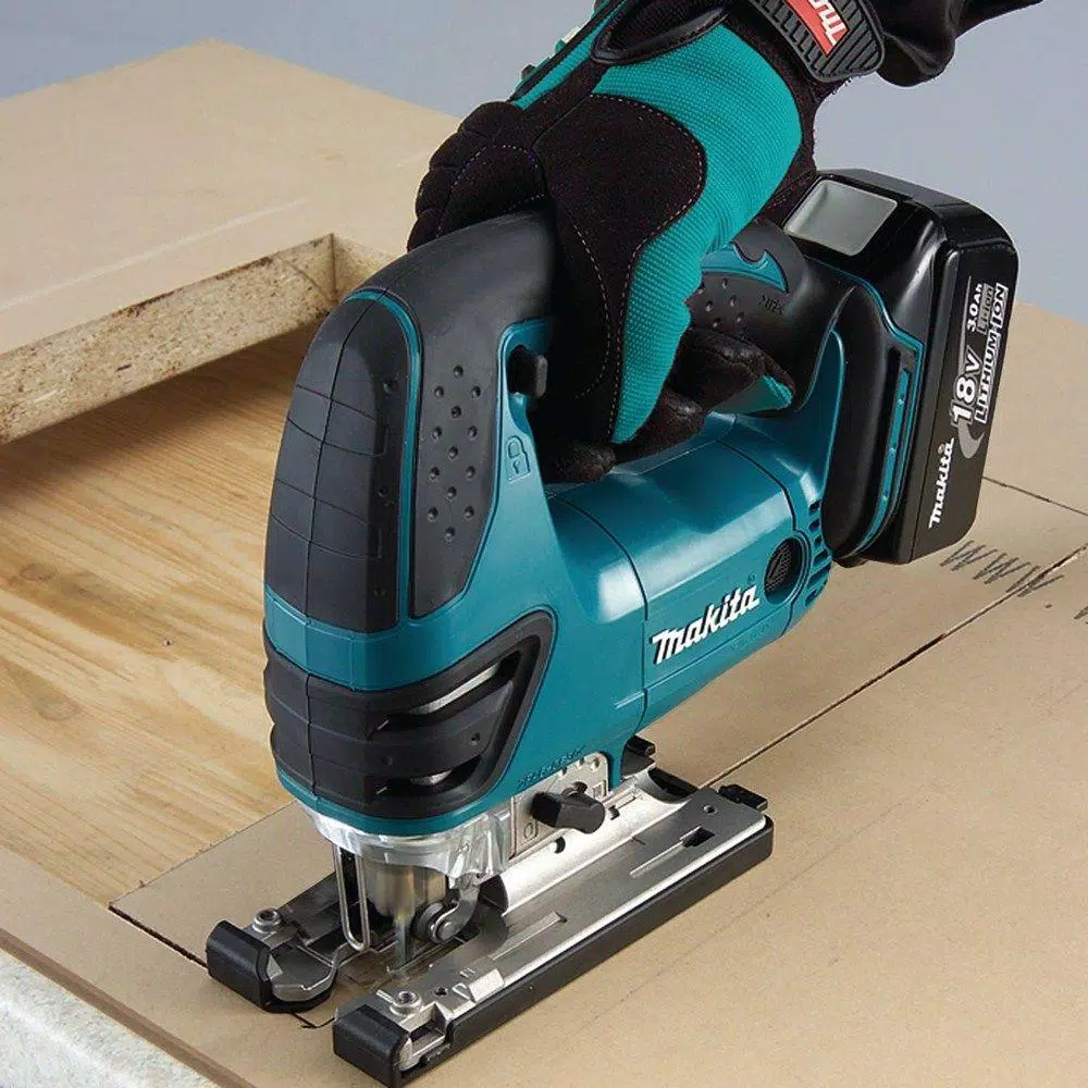 Makita 18V LXT Lithium-Ion Cordless Jig Saw (Tool Only) - XVJ03Z