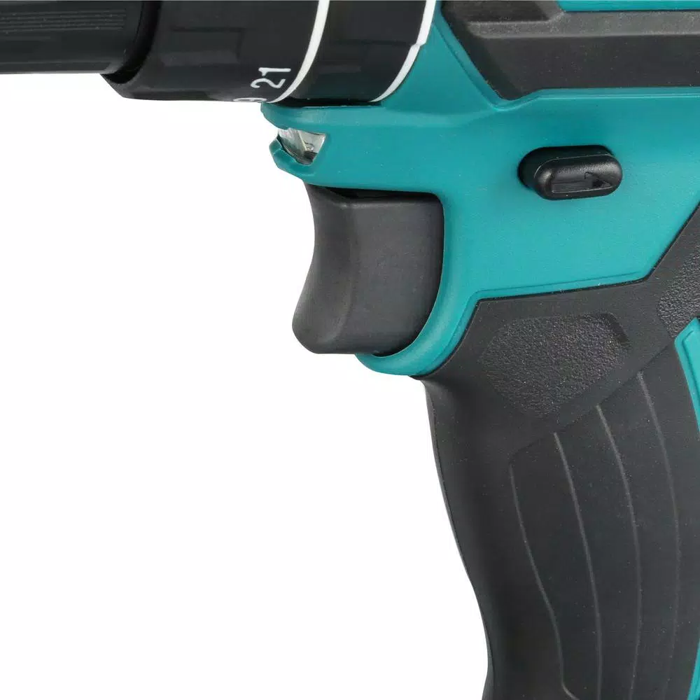 Makita 18V LXT Lithium-Ion 5-Tool Cordless Combo Kit with (2) 3.0 Ah Batteries, Rapid Charger and Tool Bag
