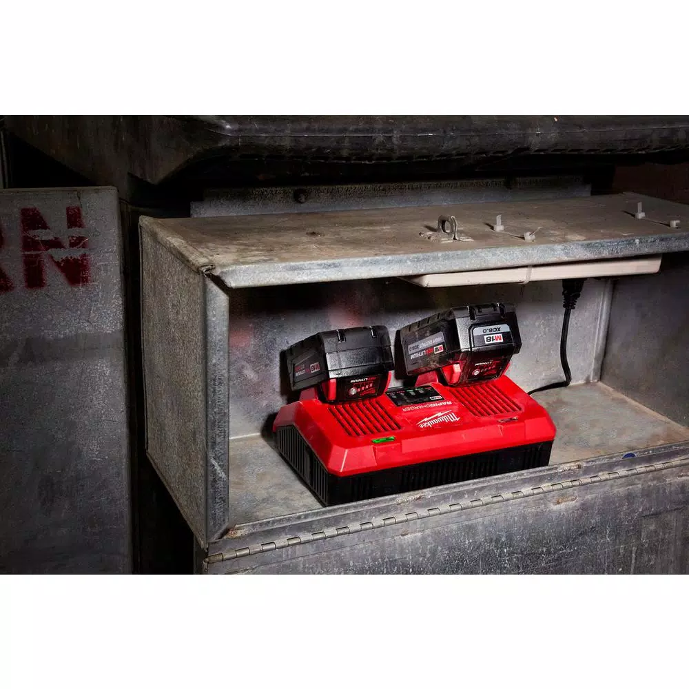 Milwaukee M18 18V Lithium-Ion Dual Bay Rapid Battery Charger