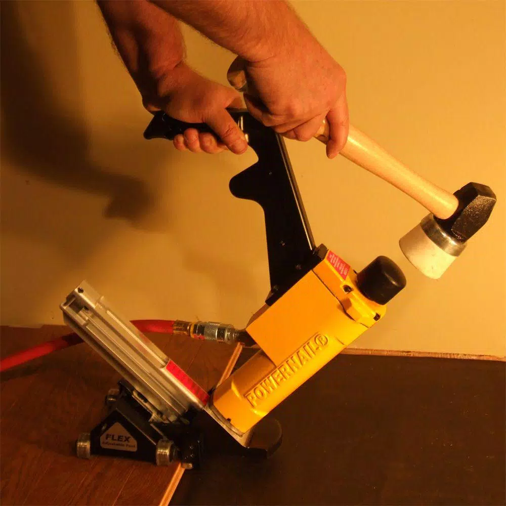 POWERNAIL 445FS Flex Power Roller 15.5-Gauge Pneumatic Hardwood Flooring Stapler