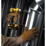 DEWALT 20V MAX 16-Gauge Cordless Angled Nailer Kit with Bonus 1/4 in. Cordless Impact Driver thumbnail 4