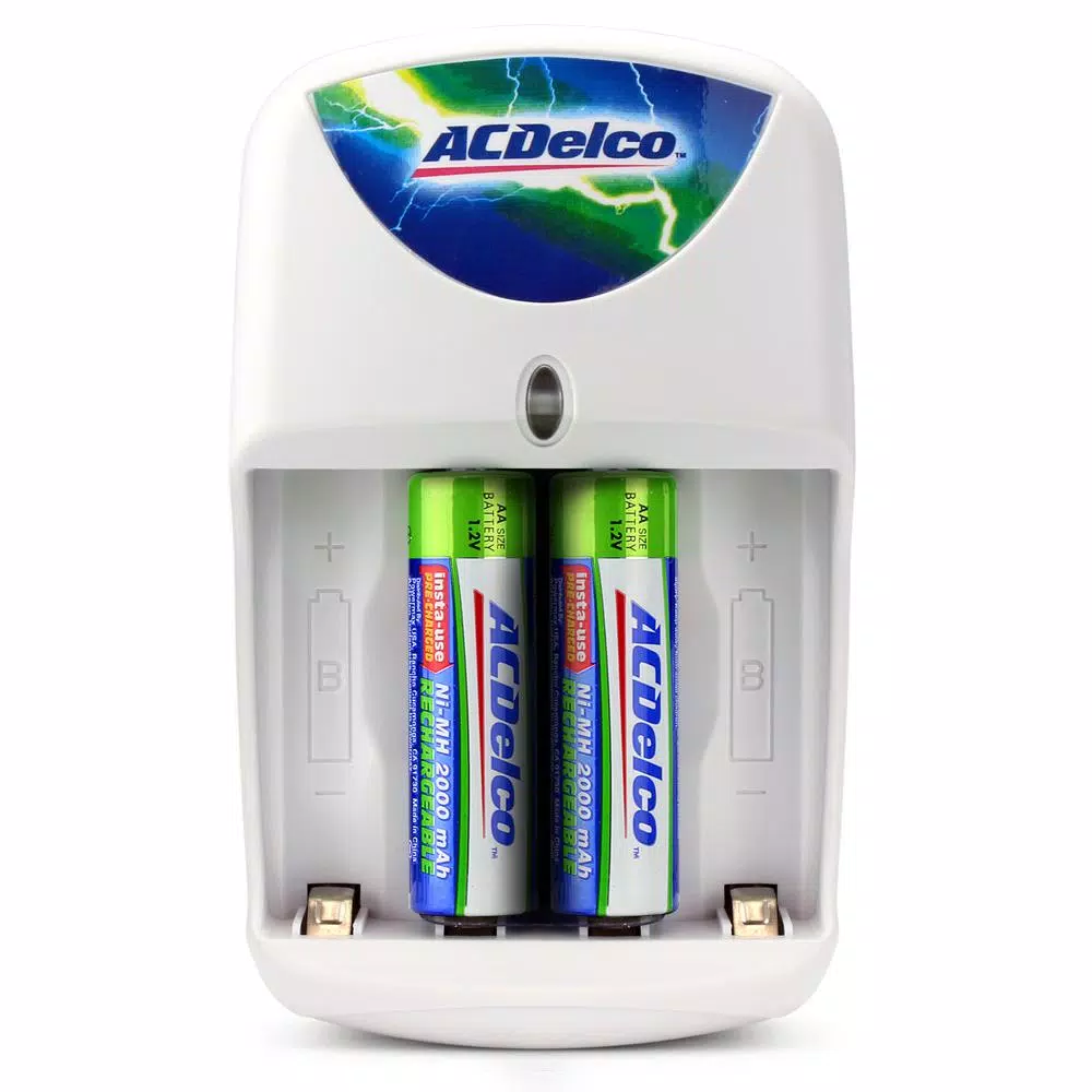 ACDelco AA/AAA NiMH Rechargeable Quick Charger Kit with 2 AA Batteries