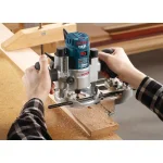 Bosch 1617EVSPK 2.25 HP Corded Router Kit with Plunge and Fixed Bases, Edge Guide, and Dust Extraction thumbnail 6