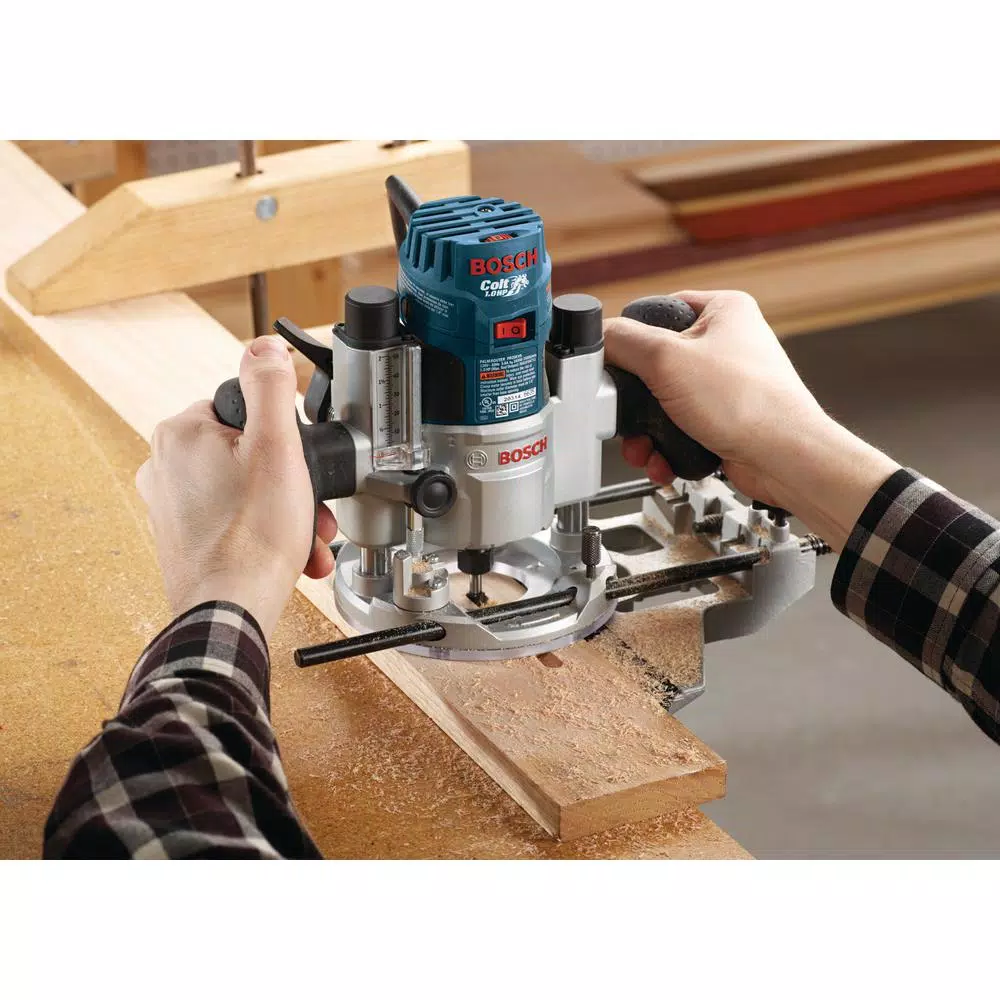Bosch 1617EVSPK 2.25 HP Corded Router Kit with Plunge and Fixed Bases, Edge Guide, and Dust Extraction