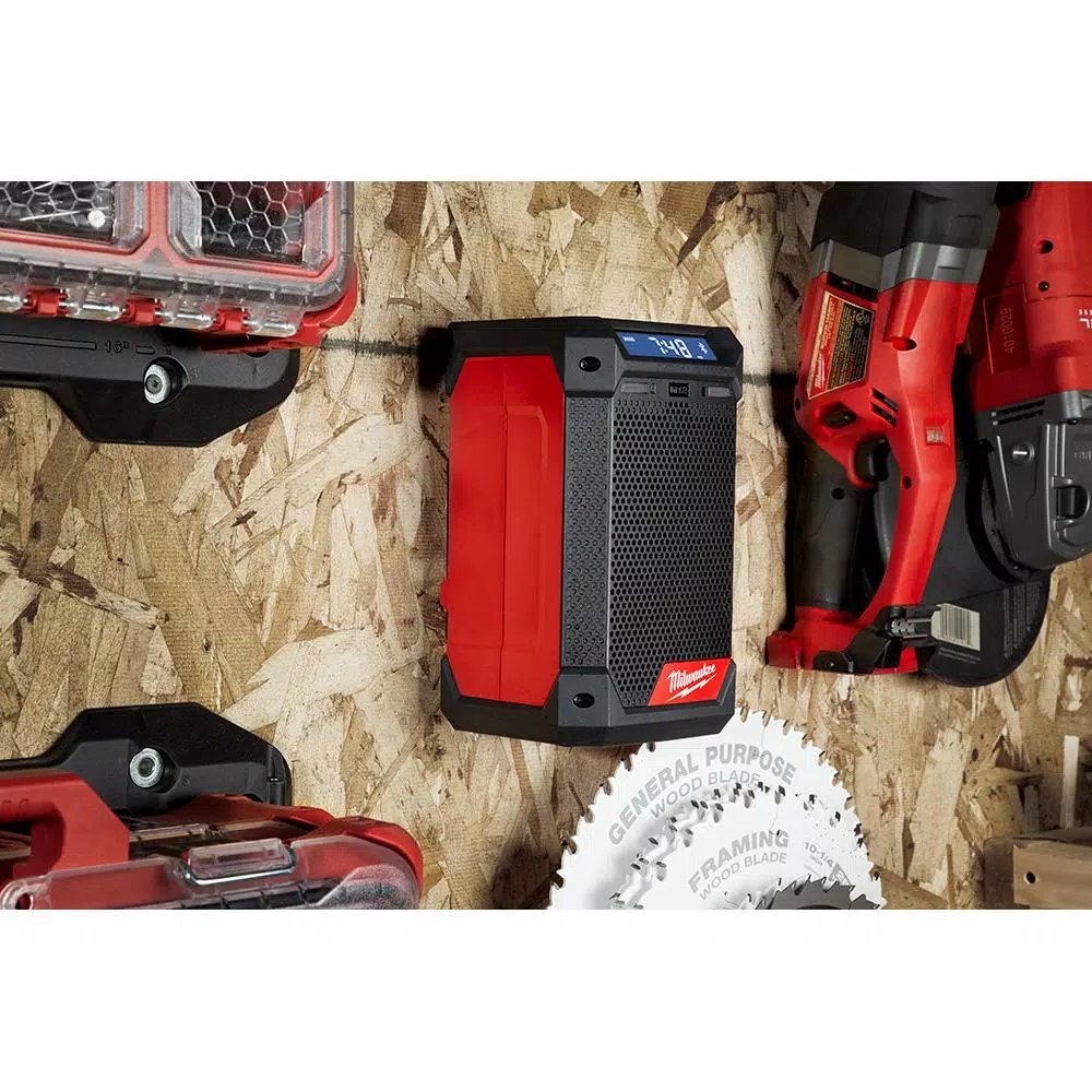 Milwaukee M12 12V Lithium-Ion Cordless Bluetooth AM/FM Jobsite Radio with Charger