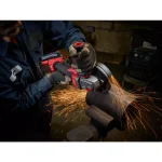 Milwaukee M18 FUEL 4-1/2 in. / 5 in. Braking Angle Grinder Kit with (2) 9.0 Ah Batteries and Rapid Charger thumbnail 7