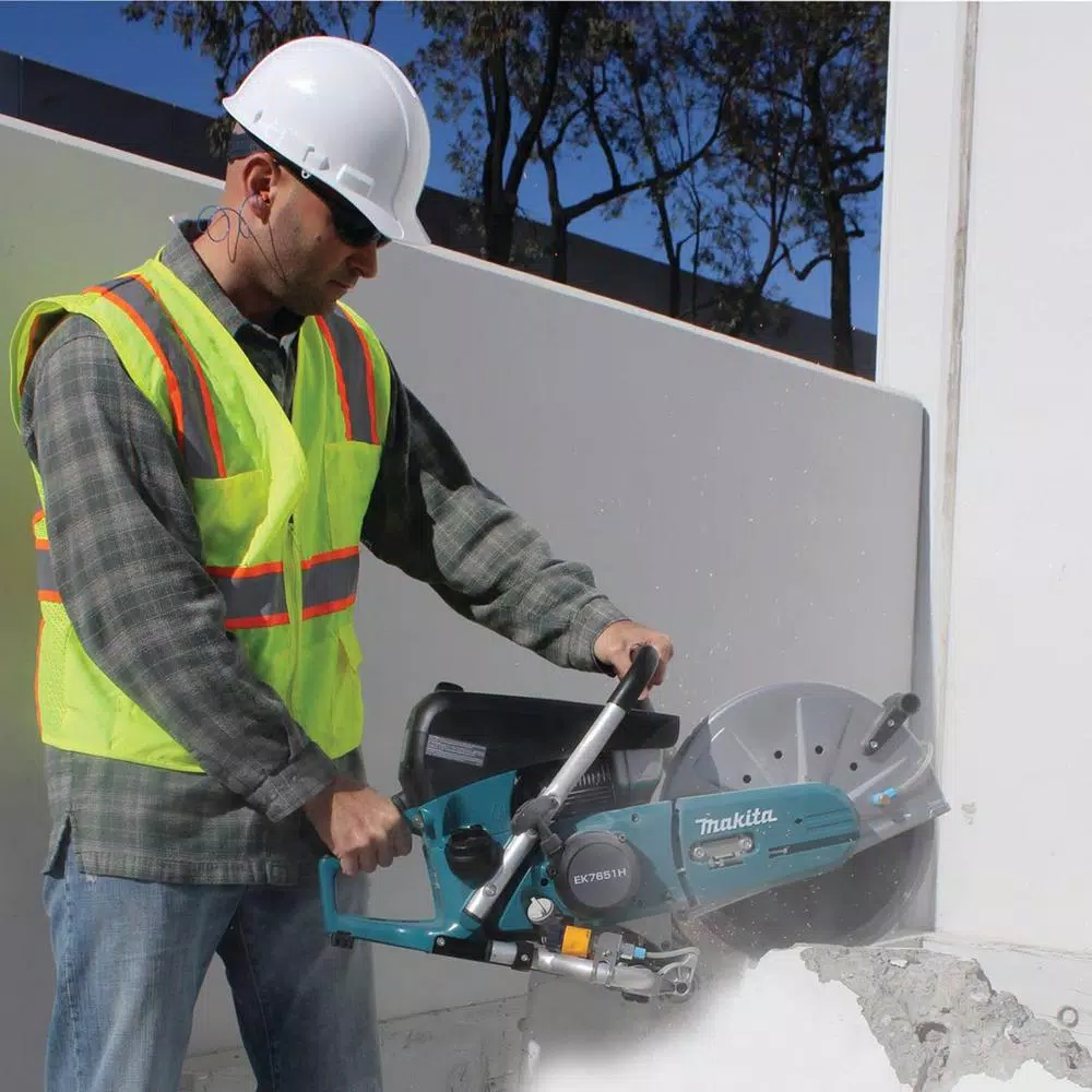Makita 14 in. 76 cc 4-Stroke Gas Saw Bundle with HR2661 Rotary Hammer & HEPA Dust Extractor