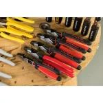 Southwire 9 in. Hi-Leverage Side Cutting Pliers with Crimp Die and Fish Tape Puller thumbnail 4