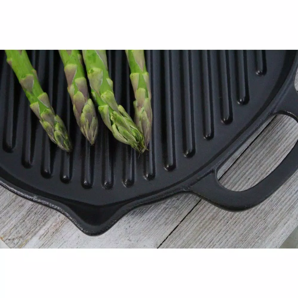 Chasseur 18 in. Oval Enameled Cast Iron Grill Pan, Black