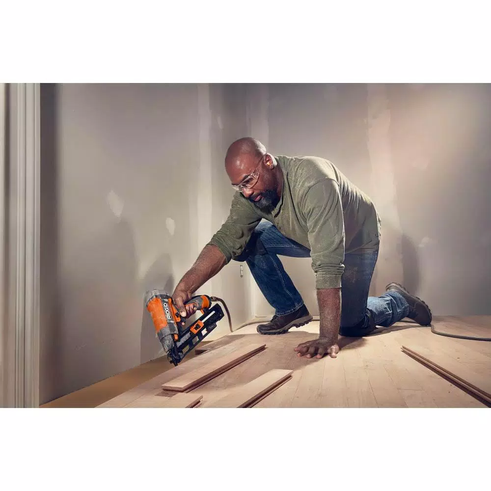 RIDGID 15-Gauge 2-1/2 in. Angled Finish Nailer with CLEAN DRIVE Technology