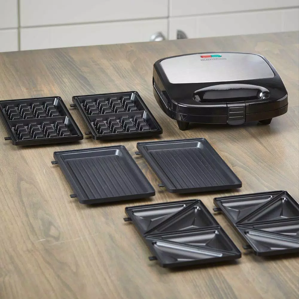 BLACK+DECKER 3-in-1 Morning Meal Station Waffle Maker, Grill, and Sandwich Maker
