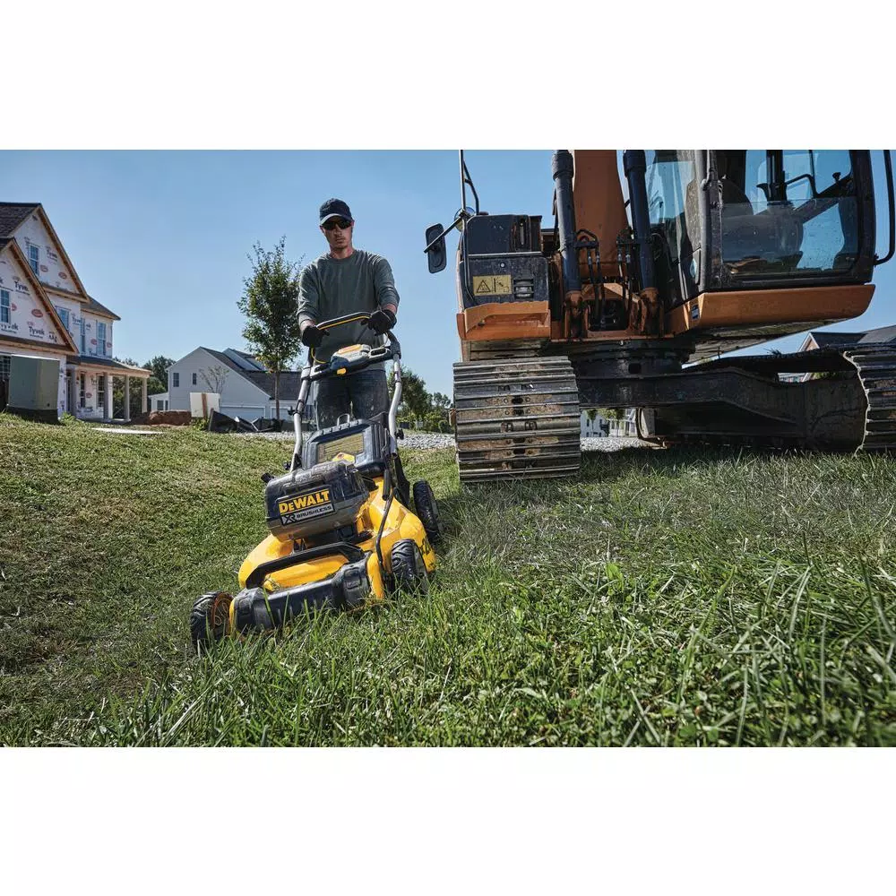 DEWALT 20V MAX 20 in. Cordless Walk Behind Push Lawn Mower with (2) 9.0 Ah Batteries and Chargers