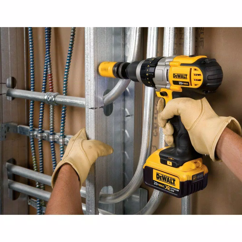 DEWALT 20V MAX Cordless 1/2 in. Drill/Driver Kit with (2) 4.0 Ah Batteries, Charger & Case