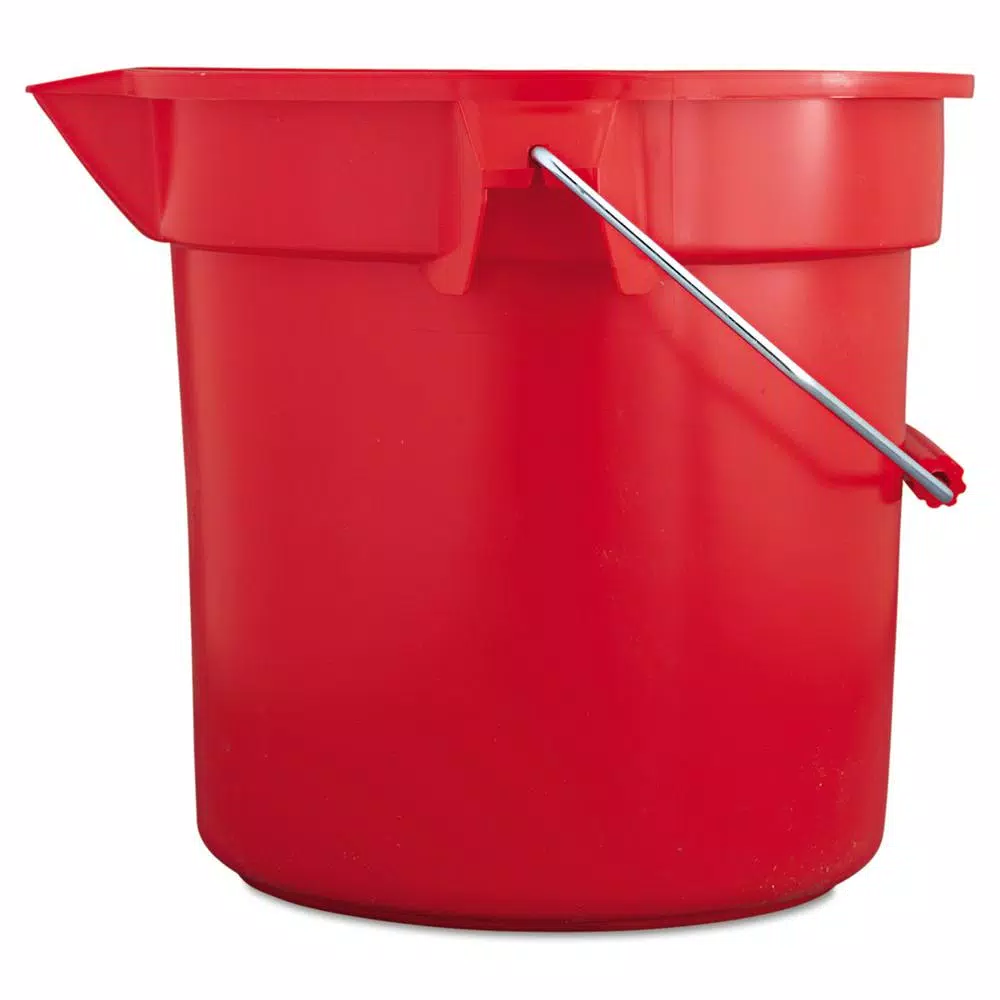 Rubbermaid Commercial Products Brute 14 Qt. Red Round Bucket