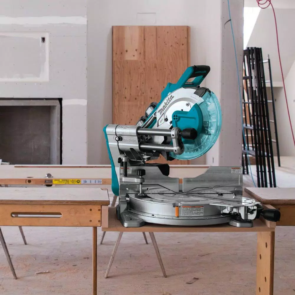 Makita 10 in. Dual-Bevel Sliding Compound Miter Saw 36V X2 LXT Brushless Cordless Kit with Laser