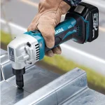 Makita 18V LXT Cordless 16-Gauge Nibbler Tool Only (XNJ01Z) thumbnail 5