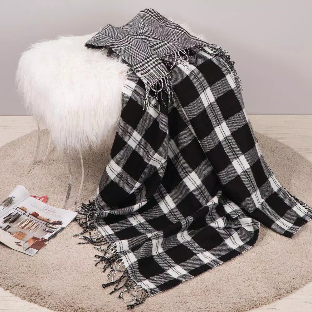 Glitzhome 60 in. Black and White Plaid Reversible Woven Acrylic Throw Blanket with Fringed Edges