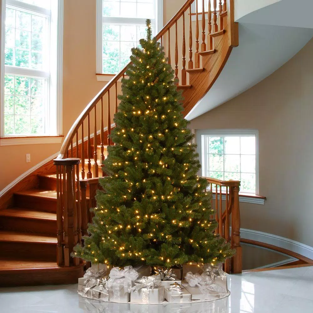 National Tree Company North Valley 7.5 ft. Spruce Artificial Christmas Tree with Dual Color LED Lights