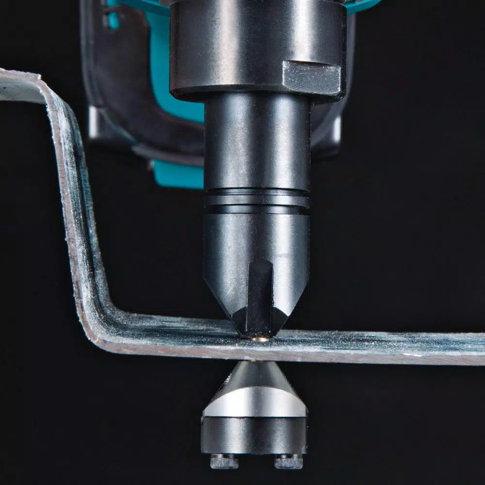 Makita 18V LXT Lithium-Ion Cordless 16-Gauge Metal Nibbler Kit with 5.0Ah Battery and Charger