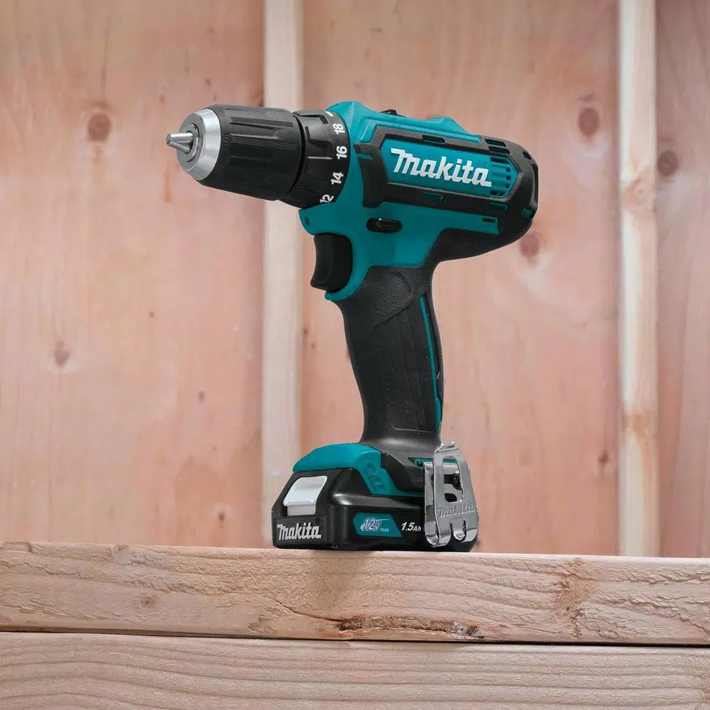Makita 12V MAX CXT Cordless 3/8 in. Drill and Impact Driver Combo Kit with (2) 1.5Ah Batteries, Charger, and Bag